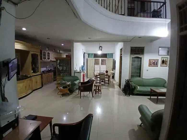 beli rumah dapat usaha jalan 5 kos aktif di ragunan