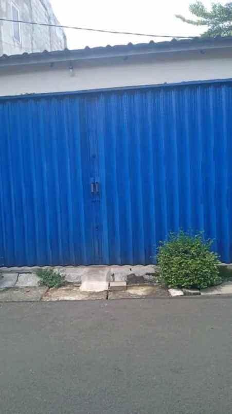 bu rumah plus warung di tipar mekarsari dekat jakarta