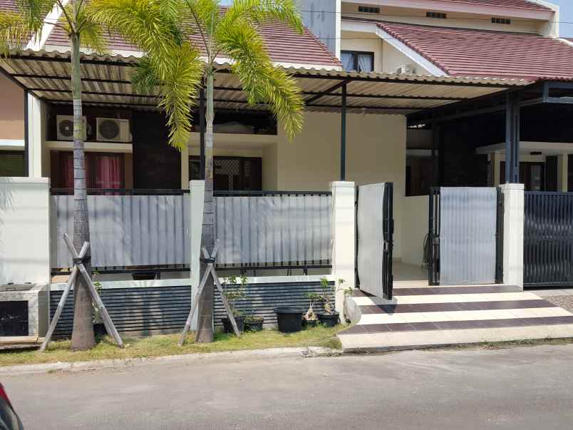 cluster aralia 2 kota harapan indah bekasi