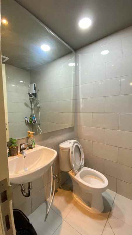 dijual apartemen apt benson