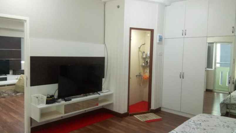 dijual apartemen green pramuka city harga terbaik
