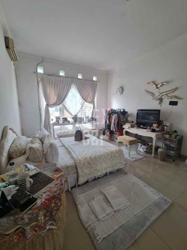 dijual b u rumah cipete jakarta selatan