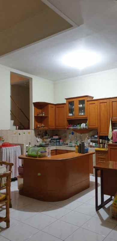 dijual bendul merisi surabaya rumah 2 lantai nego