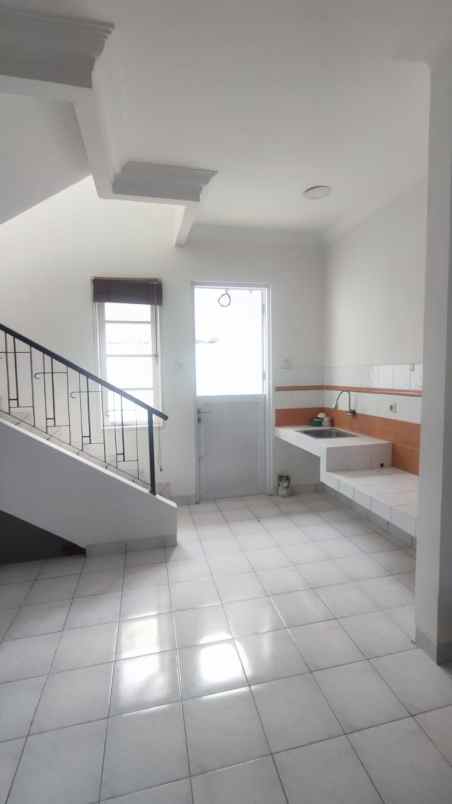 dijual cepat rumah legenda wisata cibubur siap huni