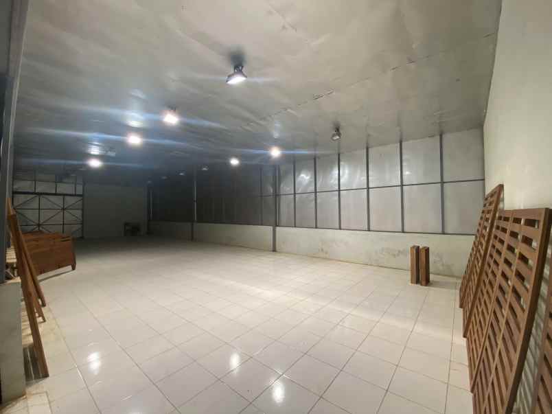 dijual disewakan gudang ex pabrik di jepara