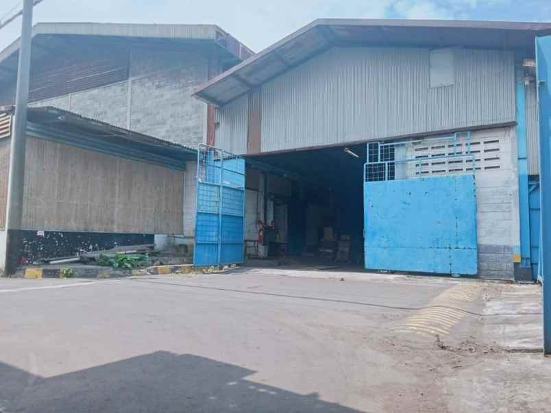 dijual gudang luas 1 hektar di raya taman sidoarjo