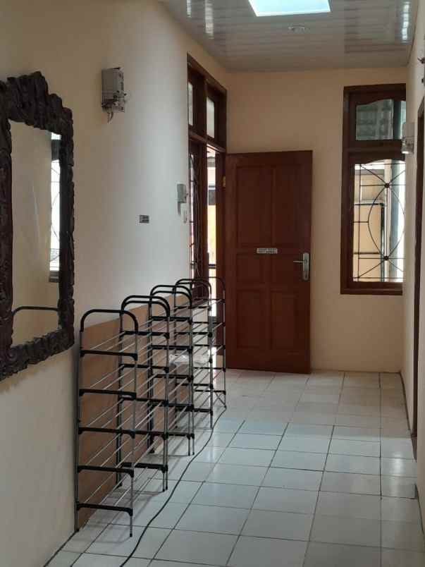 dijual kost cempaka putih