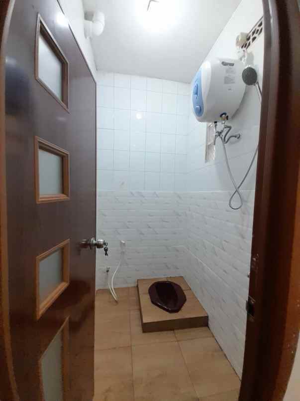 dijual kost cempaka putih