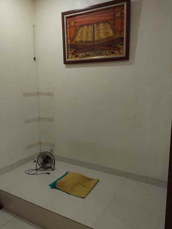 dijual kost cluster alamanda grand