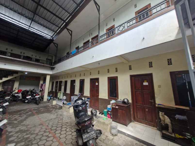 dijual kost jl kandang sapi rt 02 rw