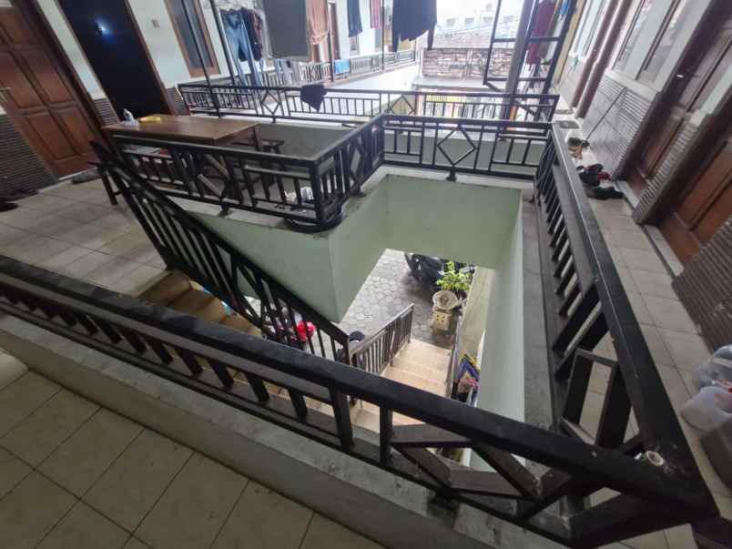 dijual kost jl kandang sapi rt 02 rw