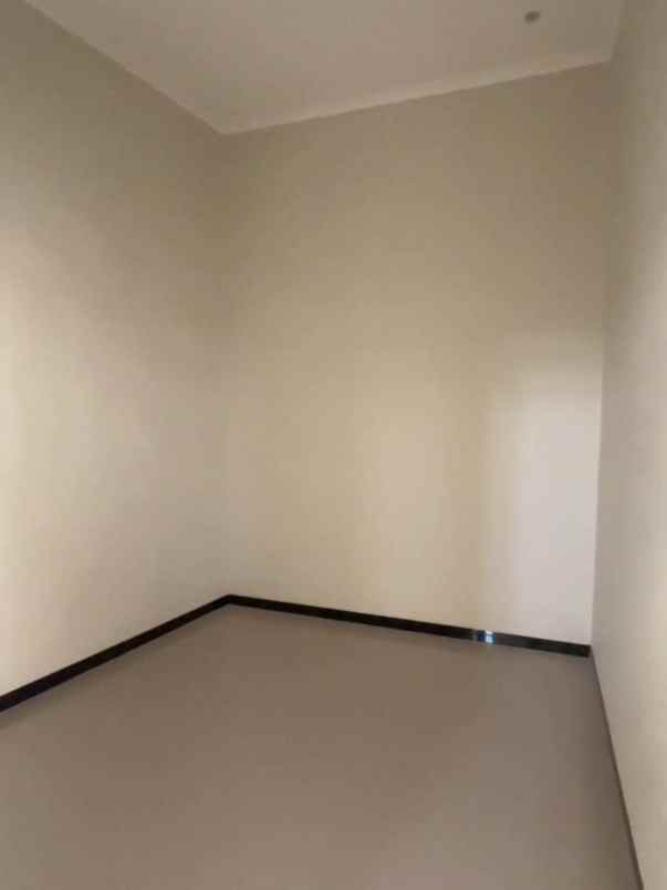 dijual kost mulawarman