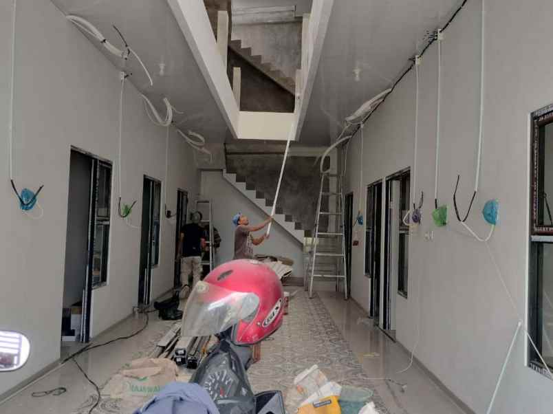 dijual kost tembalang