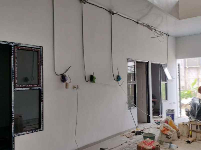 dijual kost tembalang