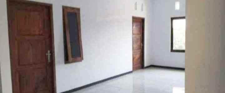 dijual ruko 4 lantai lokasi strategis