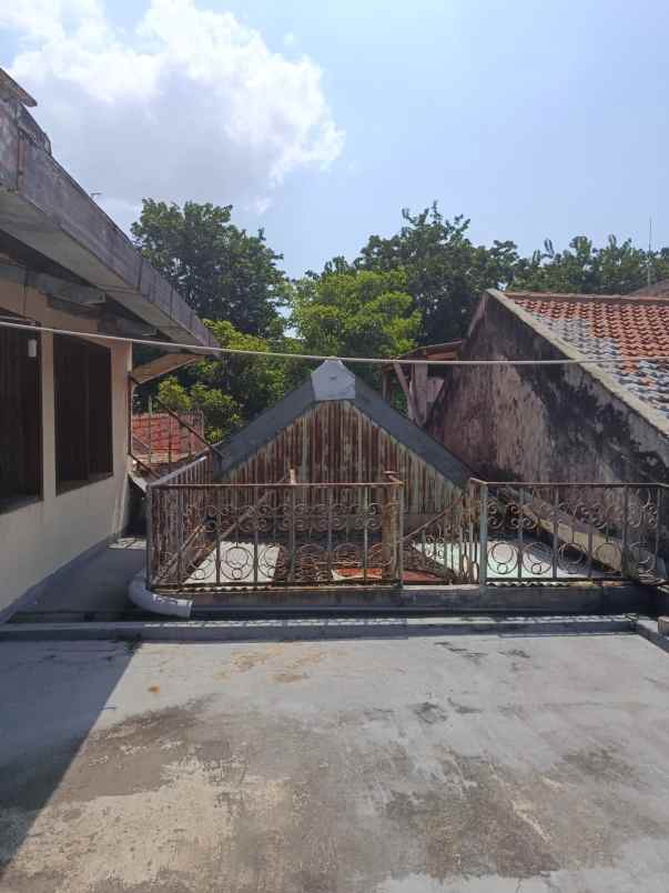 dijual ruko gudang kantor bubutan