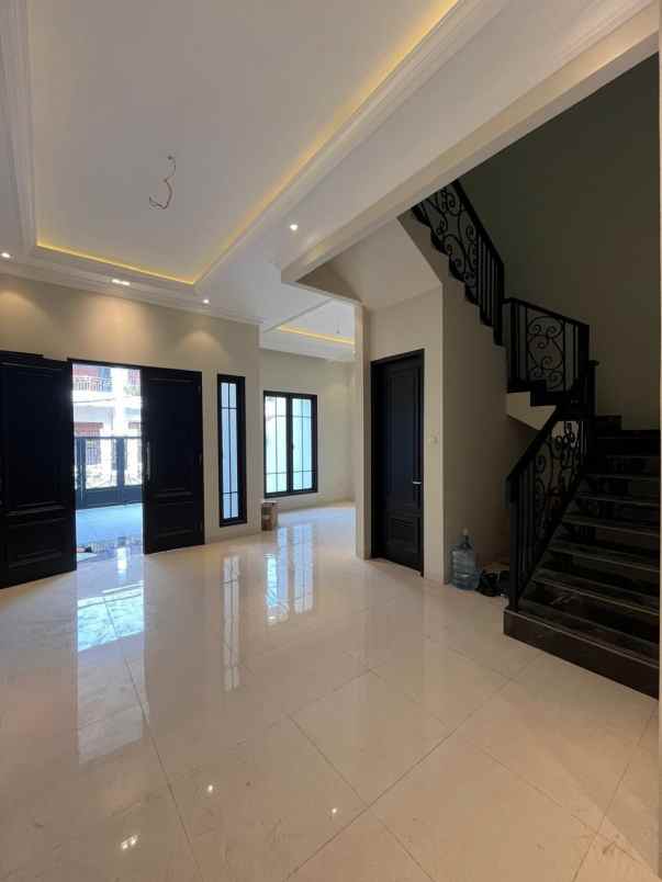 dijual ruko gudang kantor cempaka putih