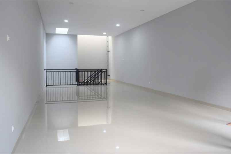 dijual ruko gudang kantor jalan harapan indah raya