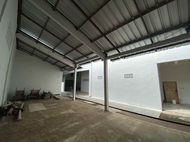 dijual ruko gudang kantor jalan lingkungan lebak