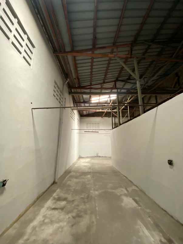 dijual ruko gudang kantor jalan lingkungan lebak