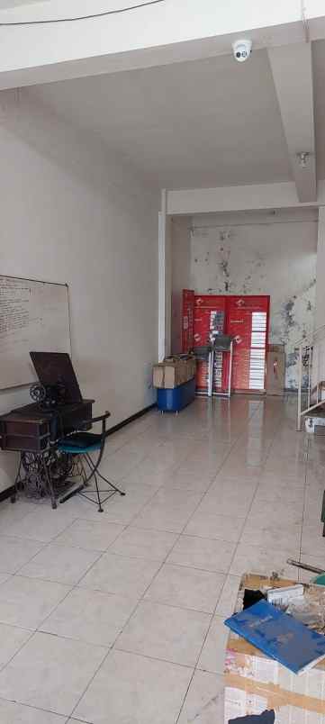 dijual ruko gudang kantor manyar