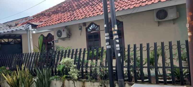 dijual ruko gudang kantor swadarma ulujami