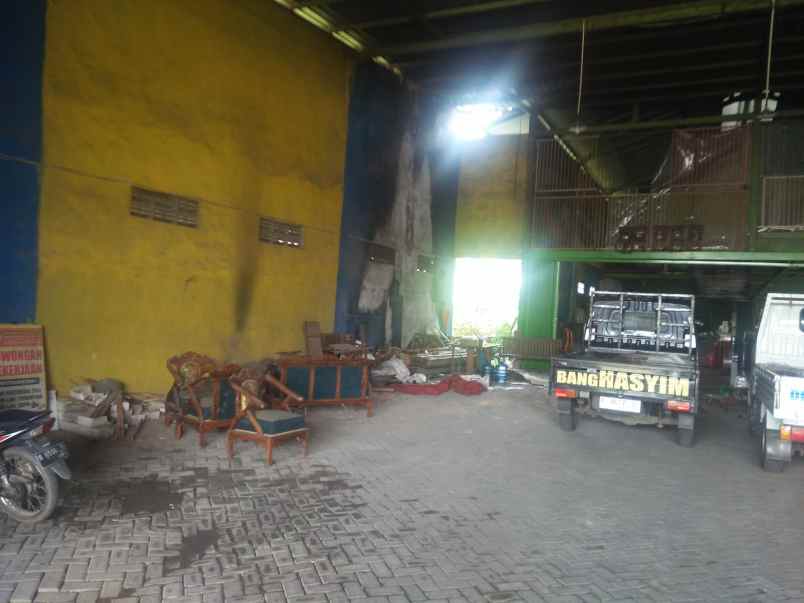 dijual ruko gudang kantor tepi jalan raya kraton