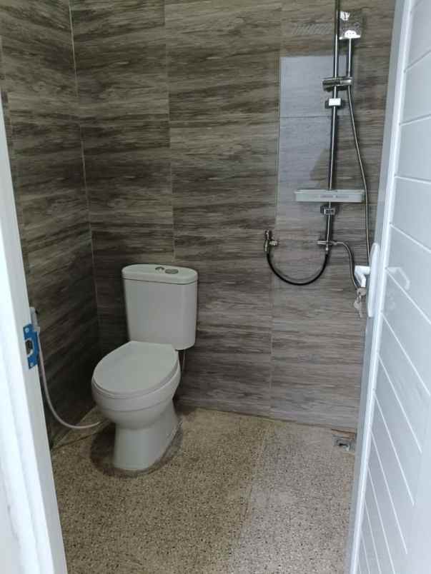 dijual rumah 695000000