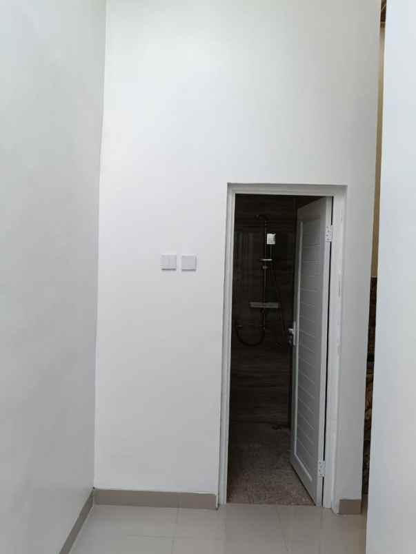 dijual rumah 695000000