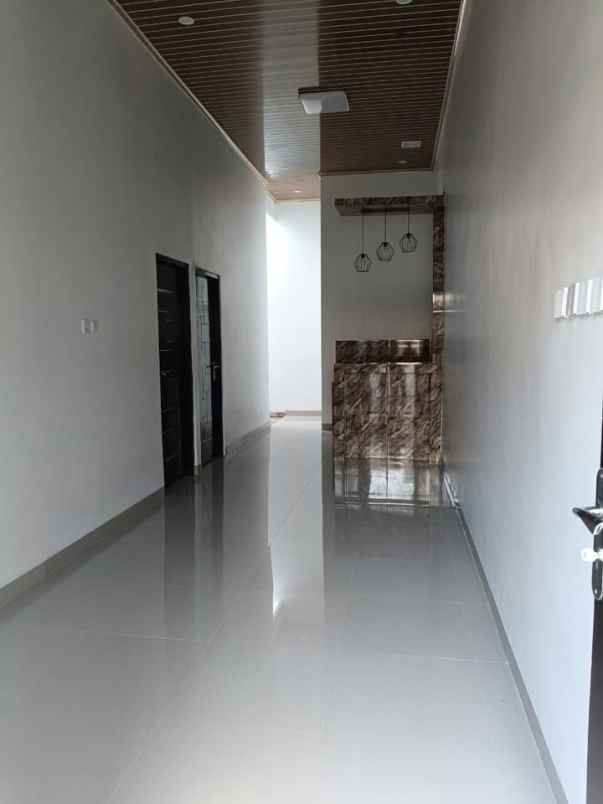 dijual rumah 695000000