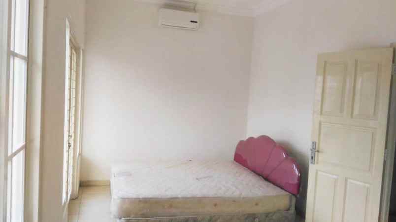 dijual rumah anggrek mas regency