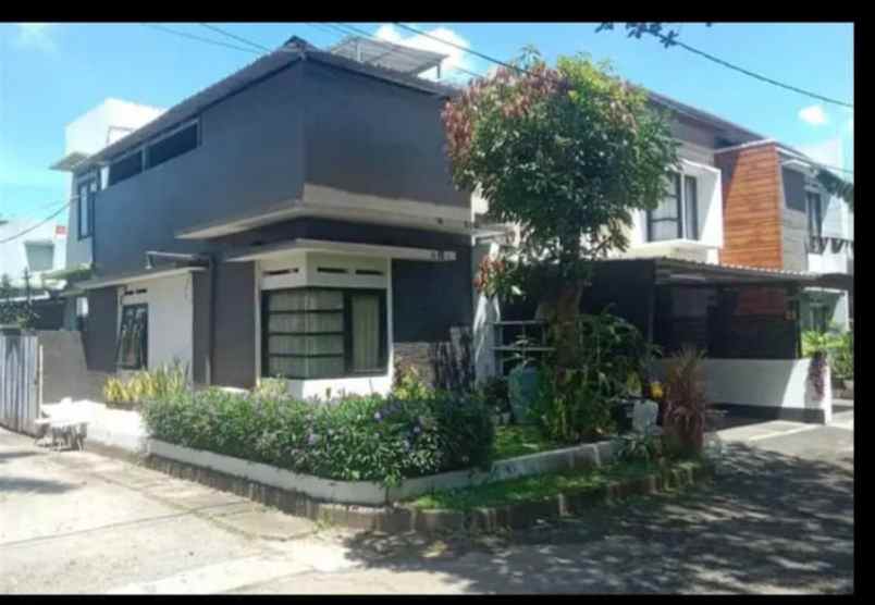 dijual rumah antapani residence