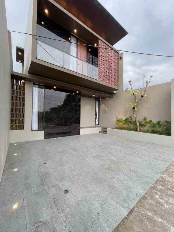 dijual rumah bakungan wedomartani