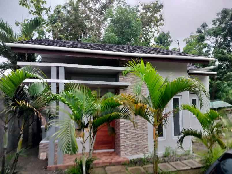 dijual rumah bangunjiwo