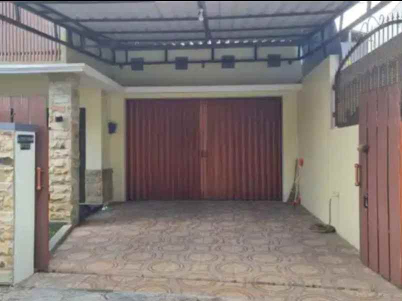 dijual rumah banyumanik