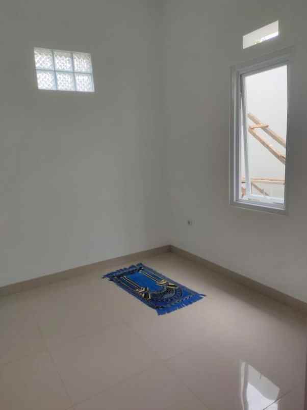 dijual rumah baru 5 menit ke alun alun kota cimahi