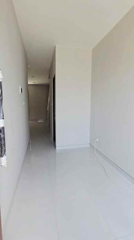 dijual rumah baru gress minimalis di penjaringan asri