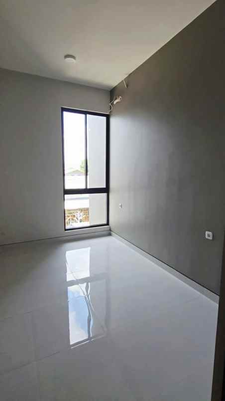 dijual rumah baru gress minimalis di penjaringan asri