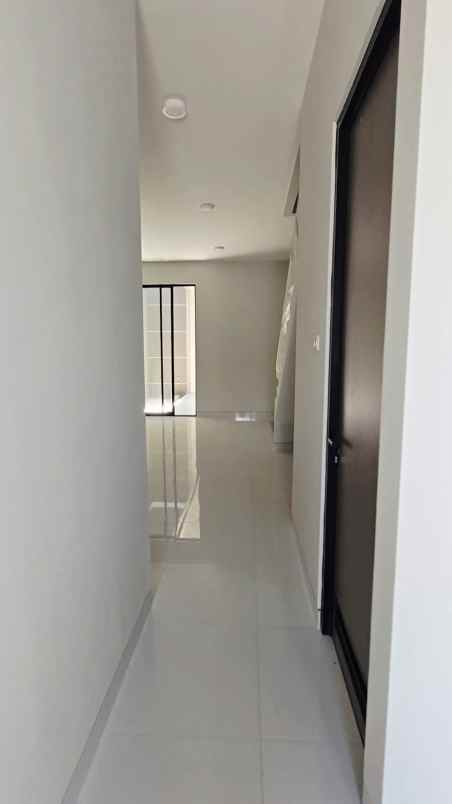 dijual rumah baru gress minimalis di penjaringan asri