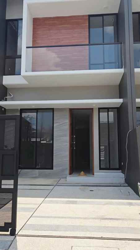 dijual rumah baru gress minimalis di penjaringan asri