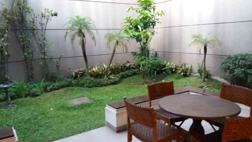 dijual rumah batununggal