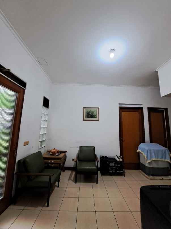 dijual rumah batununggal elok