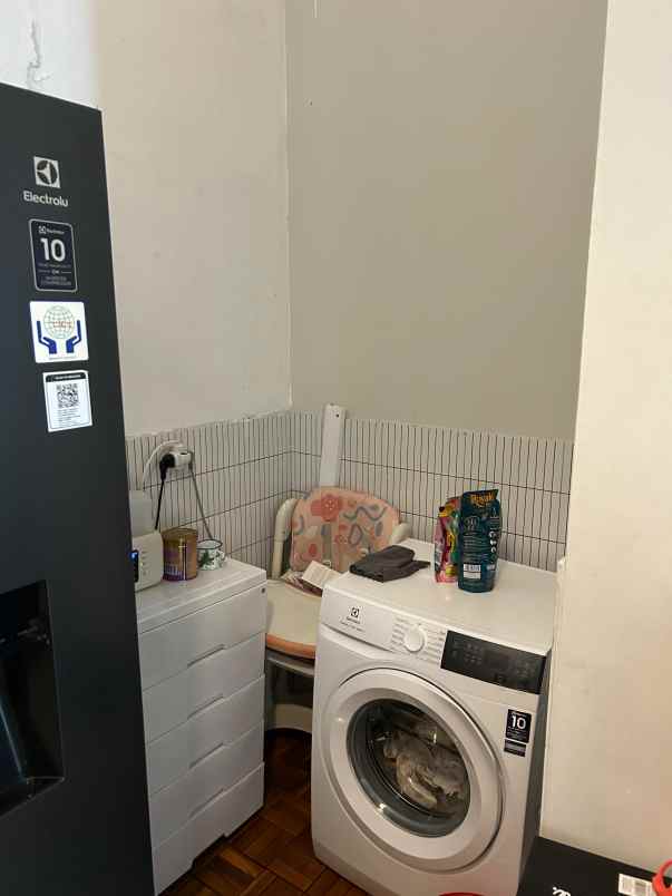 dijual rumah bedahan sawangan