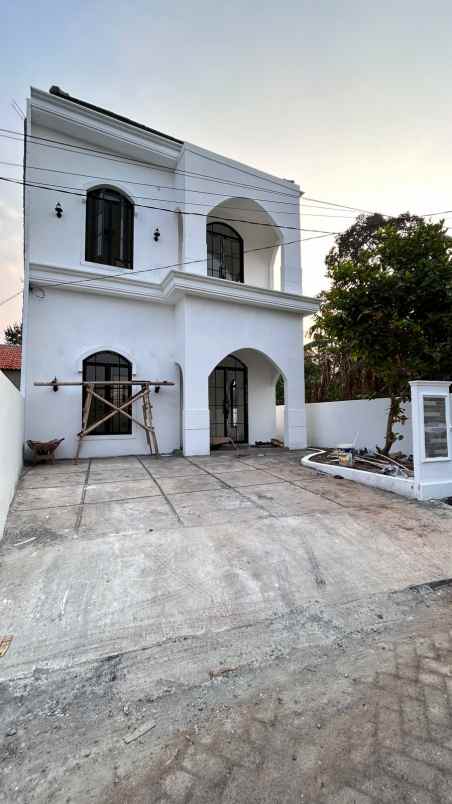 dijual rumah belakang kantor sabara bsb