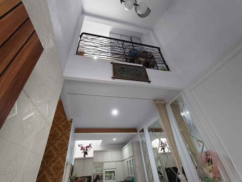 dijual rumah bintara