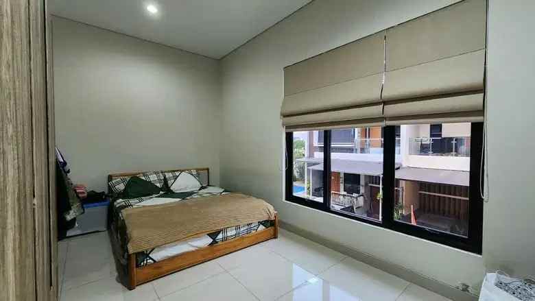 dijual rumah bintaro sektor 2