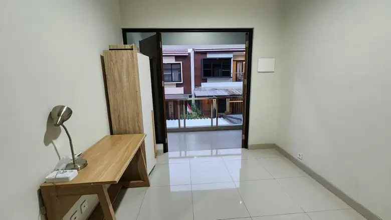 dijual rumah bintaro sektor 2
