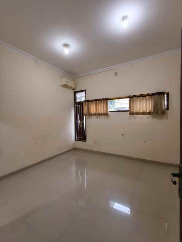 dijual rumah blok o banguntapan bantul