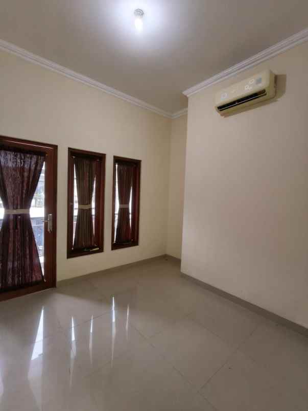 dijual rumah blok o banguntapan bantul