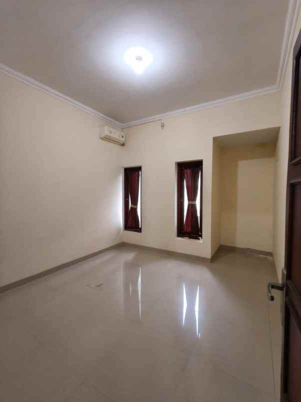 dijual rumah blok o banguntapan bantul